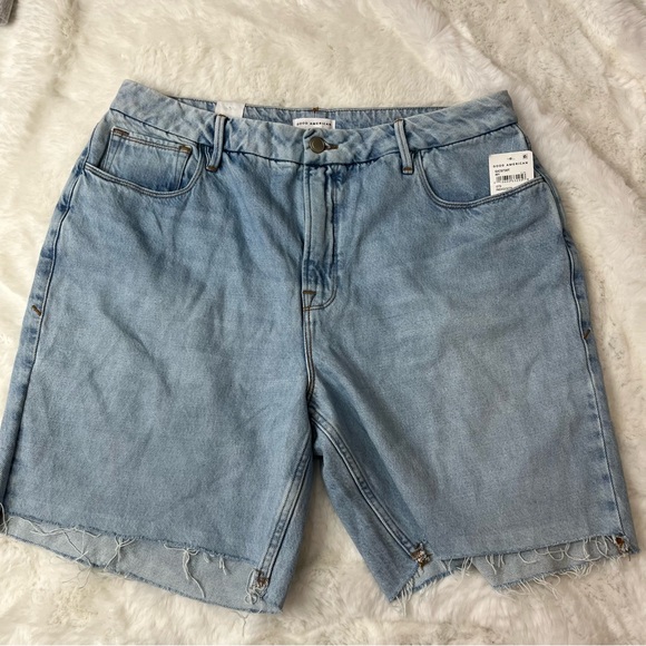 Good American Pants - NWT Good American Jean Shorts Cut Off Raw Hem Loose Fit 90s Y2K size 14/32